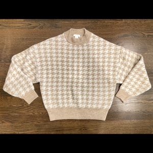 H&M Houndstooth Sweater beige mix!